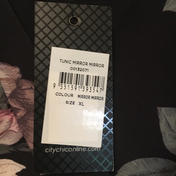 City Chic dress - Picture 3 of 5